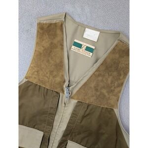 GAME WINNER Sportswear Mens Medium Tan Shooting Hunting Vest Pockets